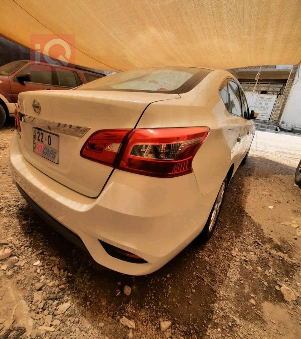 نيسان سنترا